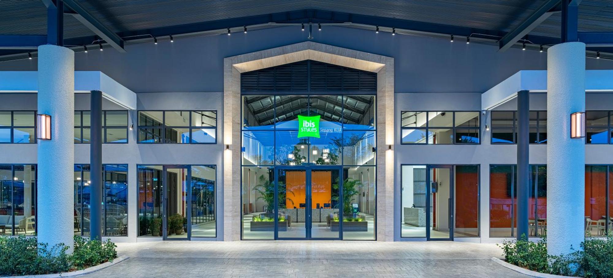 Hotel Ibis Styles Sepang Klia Extérieur photo